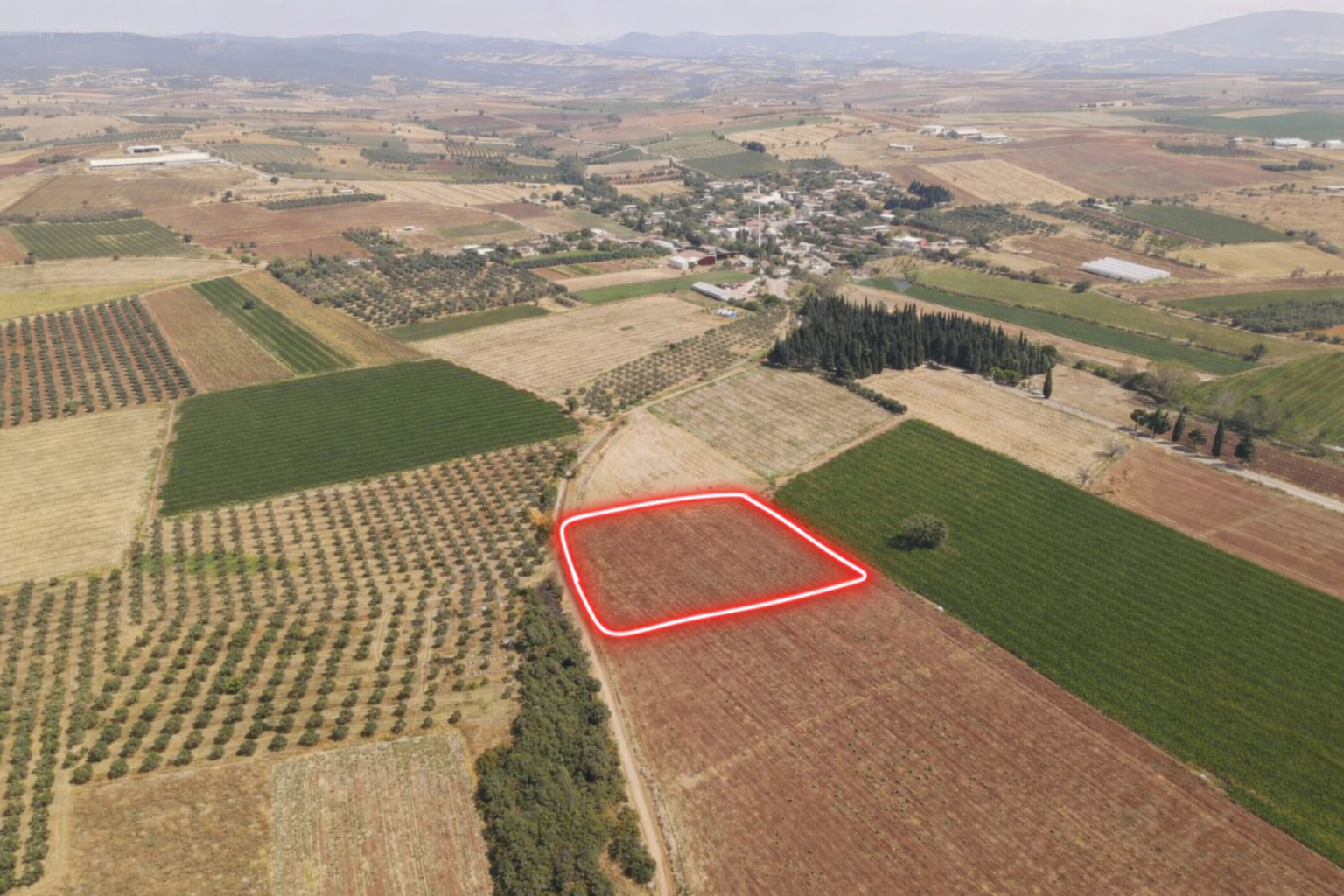Karacabey Arız Mh Yanında Çiftliğe Uygun 5.150 m2 Arazi